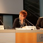 Pressekonferenz mit Hans Niebergall (links), Leiter der Berliner DFS-Niederlassung, Kathrin Schneider, Vorsitzende der Fluglärmkommission und Jens-Uwe Schade, Pressesprecher des Ministeriums für Infrastruktur und Landwirtschaft. (Foto: Jörg Levermann)
