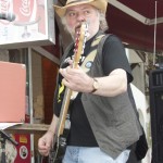 Dieter Hahne am Bass. (Foto: Jörg Levermann)