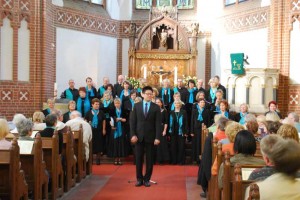 Spirituals und Gospel standen beim Konzert des Paul-Robeson-Chors auf dem Programm. (Foto: Burkhard Fritz)