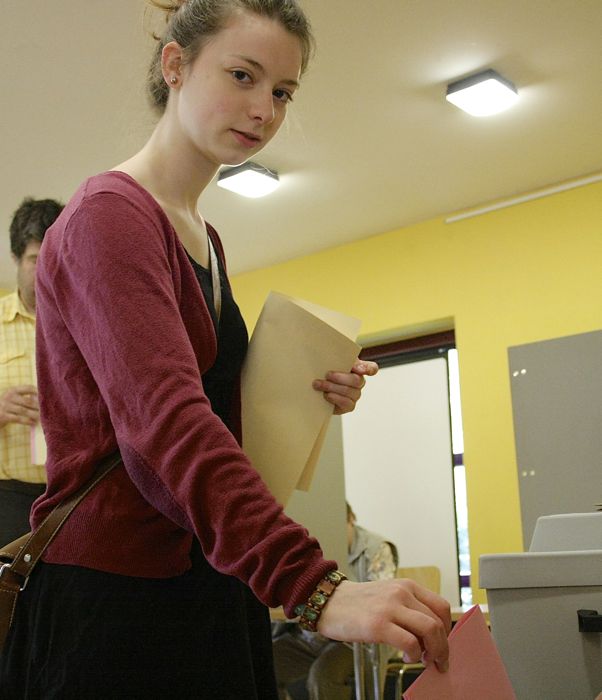 Fast 90 Erstwählerinnen und Erstwähler in Eichwalde unter 18 Jahre dürfen heute zum ersten Mal die Gemeindevertreter und Kreistagsabgeordneten wählen. (Foto: Jörg Levermann)