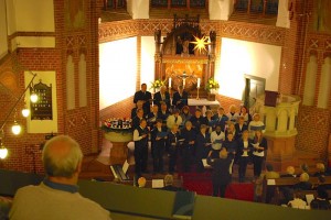 Zum 19. Mal fand in Eichwalde das Adventskonzert der Eichwalder Chöre statt. (Foto: Burkhard Fritz)