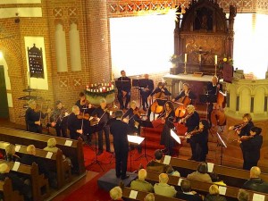 Das Schmöckwitzer Kammerkonzert lockte mehr als 200 Musikbegeisterte in die evangelische Kirche am Händelplatz. (Foto: Burkhard Fritz)