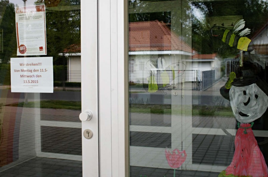 Auch die Türen Kita Pinoccio am Zeuthener Winkel bleiben von Montag bis Mittwoch wegen des Streiks der Erzieherinnen geschlossen. (Foto: Jörg Levermann)