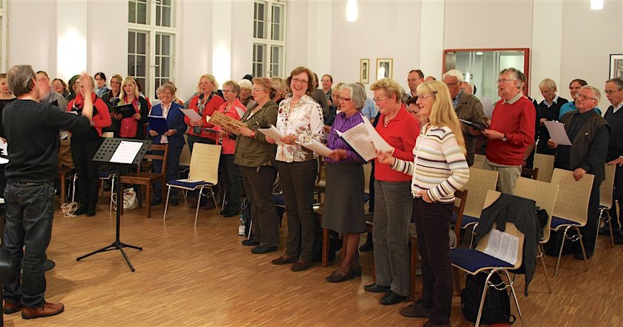 Erneut geben der evangelische und der katholische Chor der beiden Kirchengemeinden in Eichwalde ein Konzert mit geistlicher Musik. Veranstaltet wird es diesmal in der evangelischen Kirche am Händelplatz. (Foto: Burkhard Fritz)