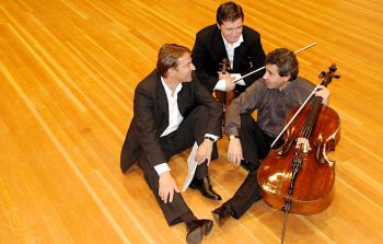 Tango a Trois, so heißt das Konzert der Extraklasse, das Peter Ludwig, Arben Saphiu und Peter Wöpke am Sonnabend in der Alten Feuerwache in Eichwalde geben. (Foto: Archiv)