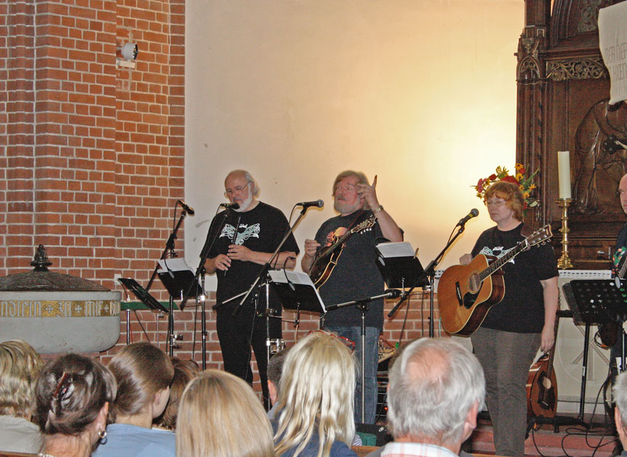 Die Musiker von Grünland gaben zwei Zugaben. (Foto: Jörg Levermann)