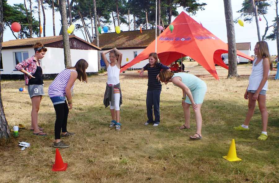Ferienlager in den Sommerferien sind für viele Kinder und Jugendliche ein Höhepunkt der heißen Jahreszeit, so auch 2013. Diesmal ging es nach Pepelow, in der Nähe der Insel Poel. (Foto: KJV)
