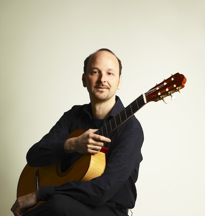 Der Gitarrist Johannes Tonio Kreusch gastiert am 1. März 2014 in der Alten Feuerwache. (Foto: Detlef Schneider)