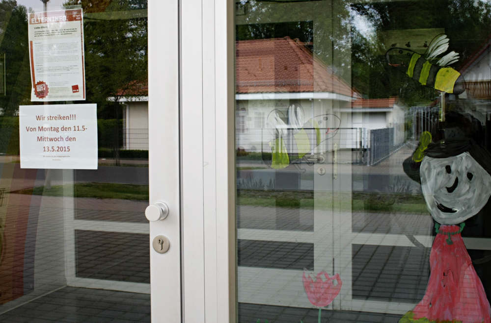 Auch die Türen Kita Pinoccio am Zeuthener Winkel bleiben von Montag bis Mittwoch wegen des Streiks der Erzieherinnen geschlossen. (Foto: Jörg Levermann)