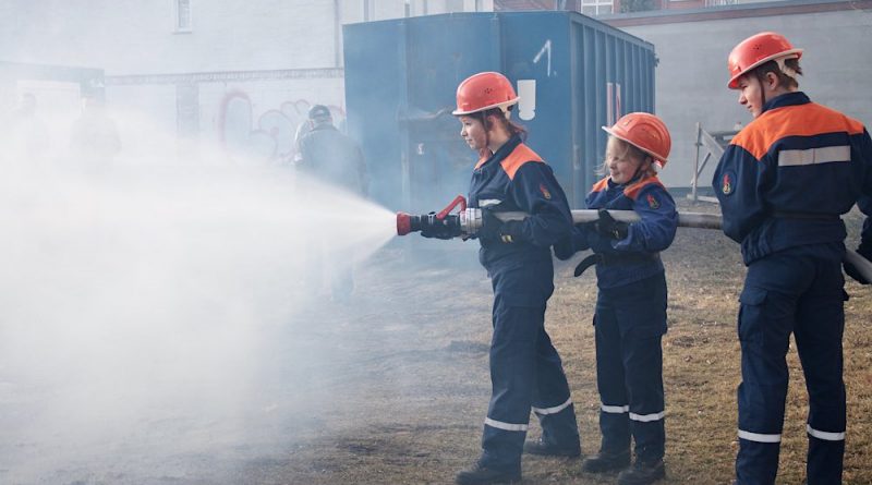 Die Jugendfeuerwehr wird auch in diesem Jahr beim Frühlingsfest ihr Können unter Beweis stellen. (Foto: Jörg Levermann)